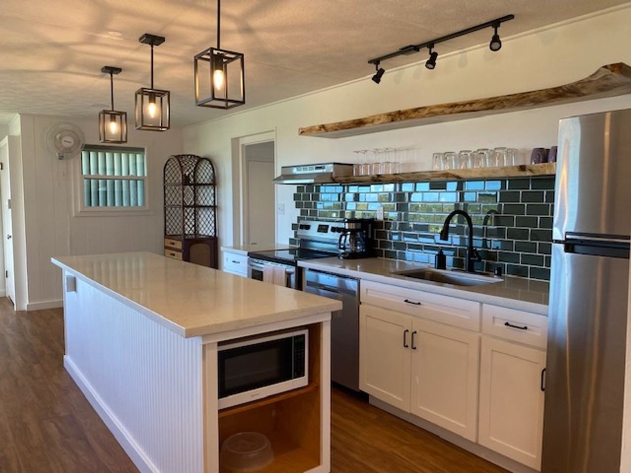 14 Puamelia Pl - Photo 2 of 13