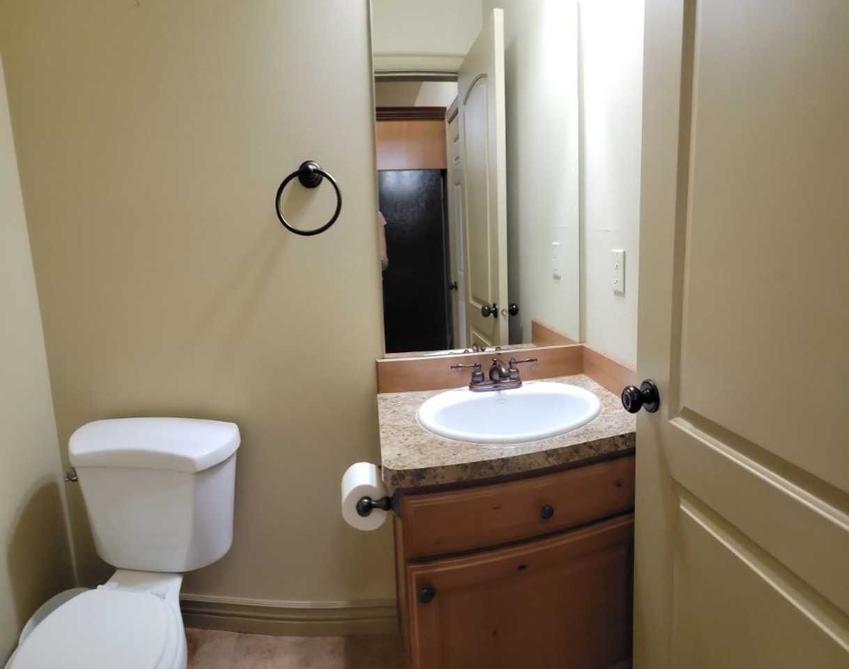 565 Pioneer Rd #64 - Photo 6 of 16