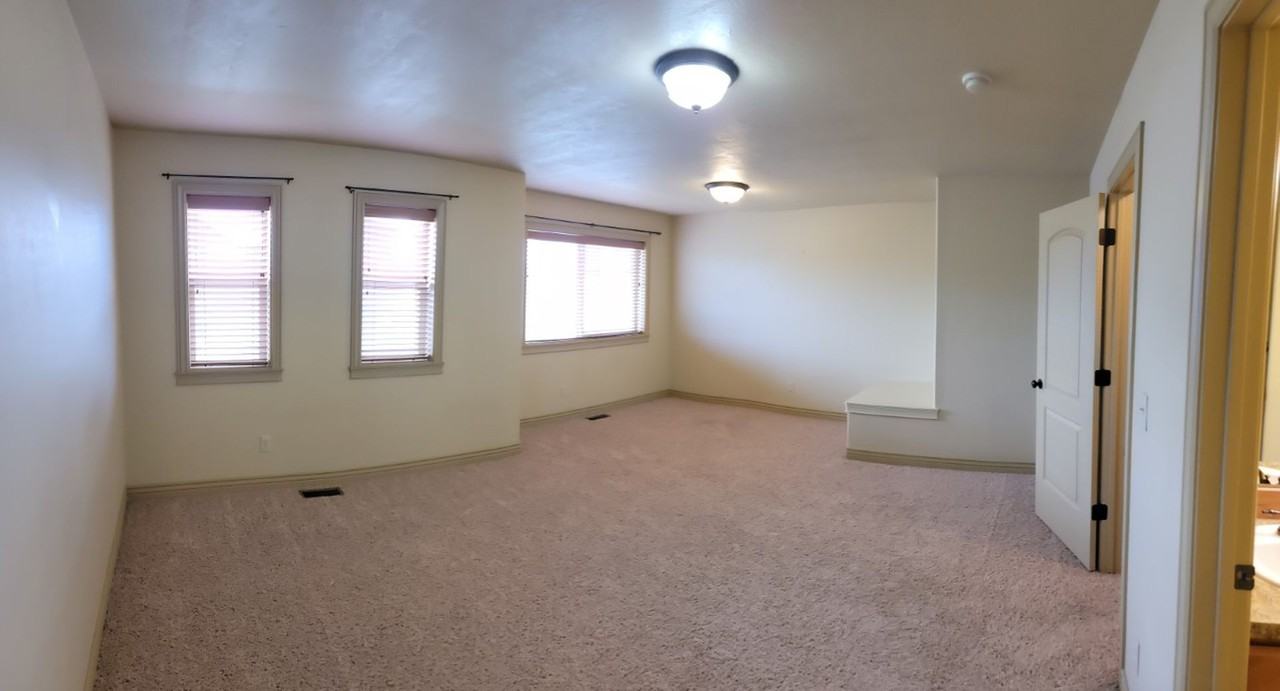 565 Pioneer Rd #64 - Photo 7 of 16