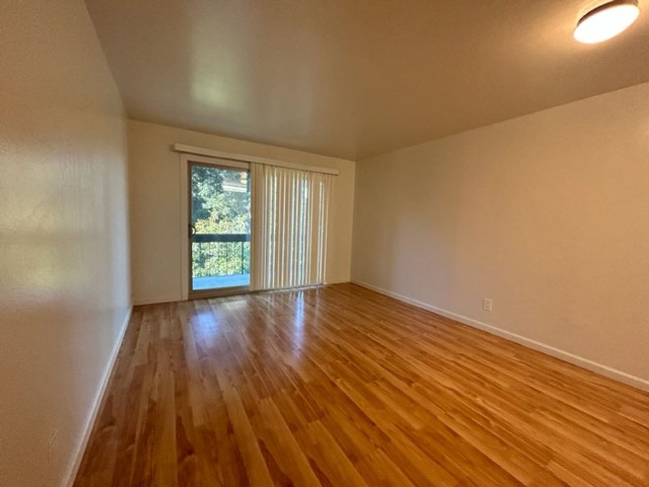 551 Jean St #105 - Photo 4 of 12