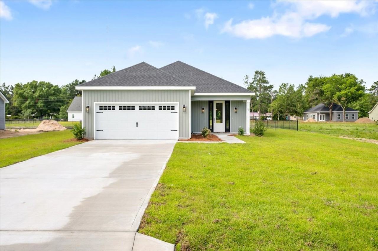 70 Owens Rd - Photo 2 of 39