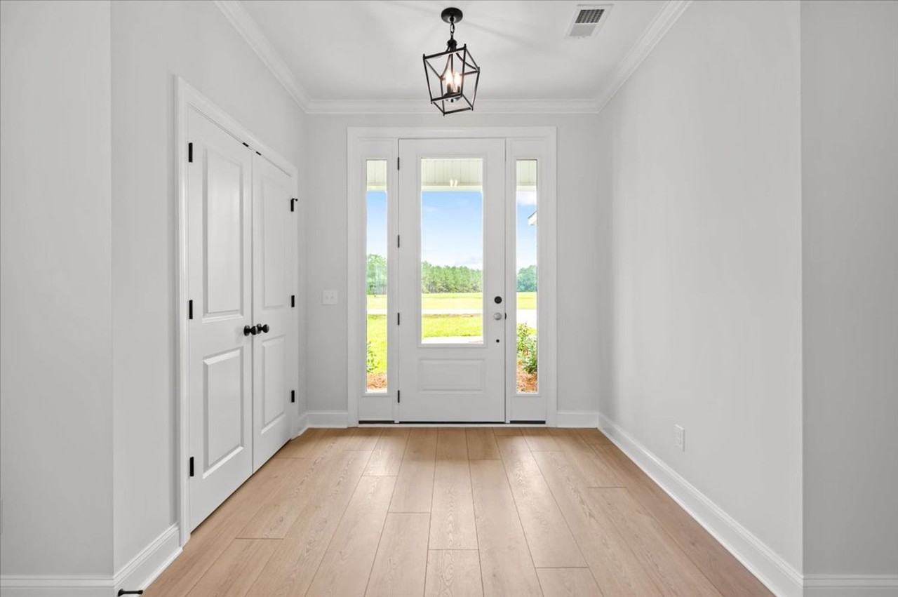 70 Owens Rd - Photo 3 of 39