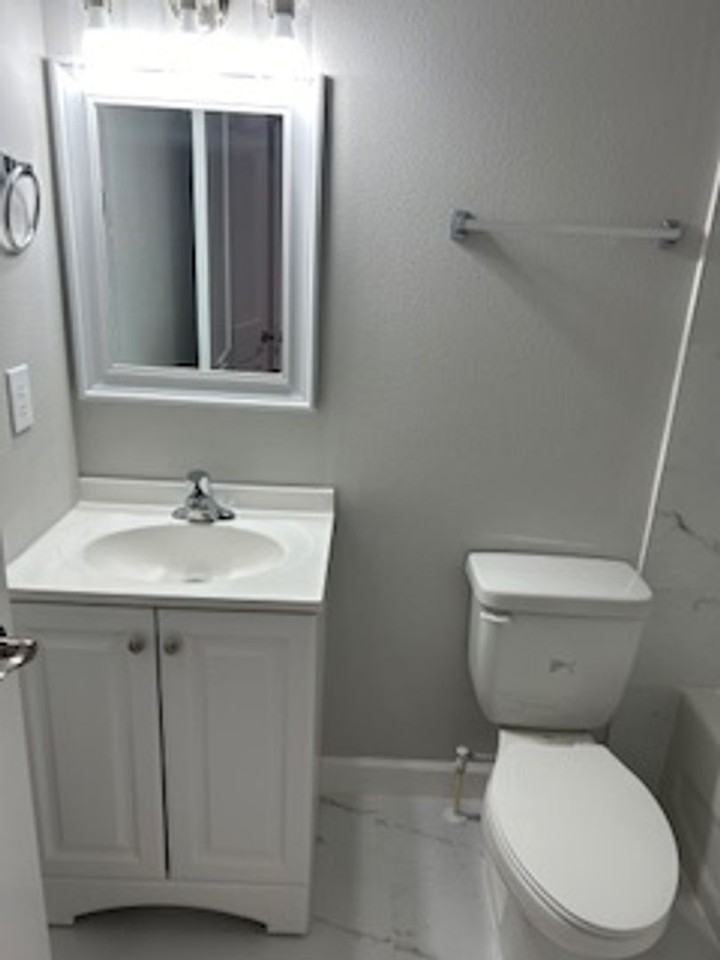 5768 75th Ter N - Photo 7 of 25