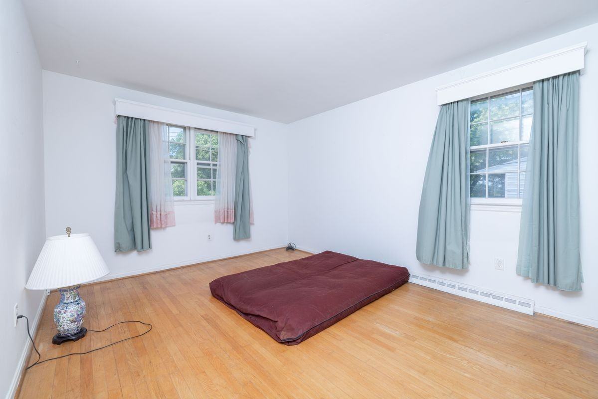 109 Country Club Dr - Photo 3 of 22