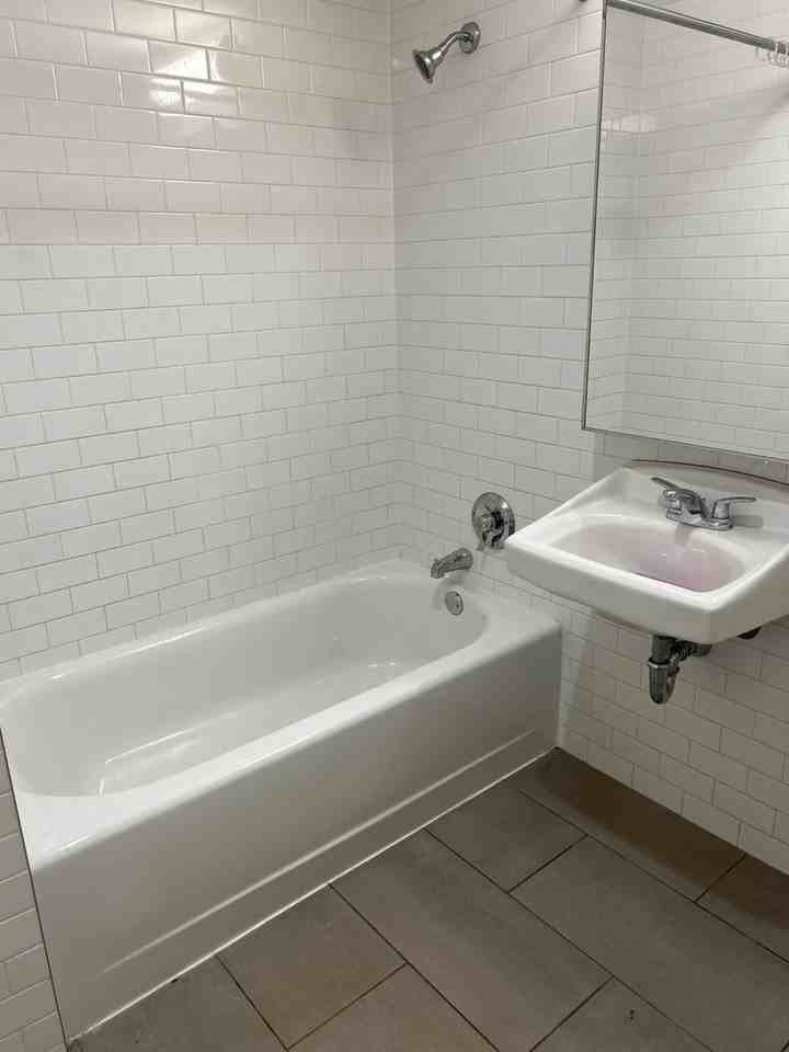 491 Gerard Ave - Photo 3 of 3