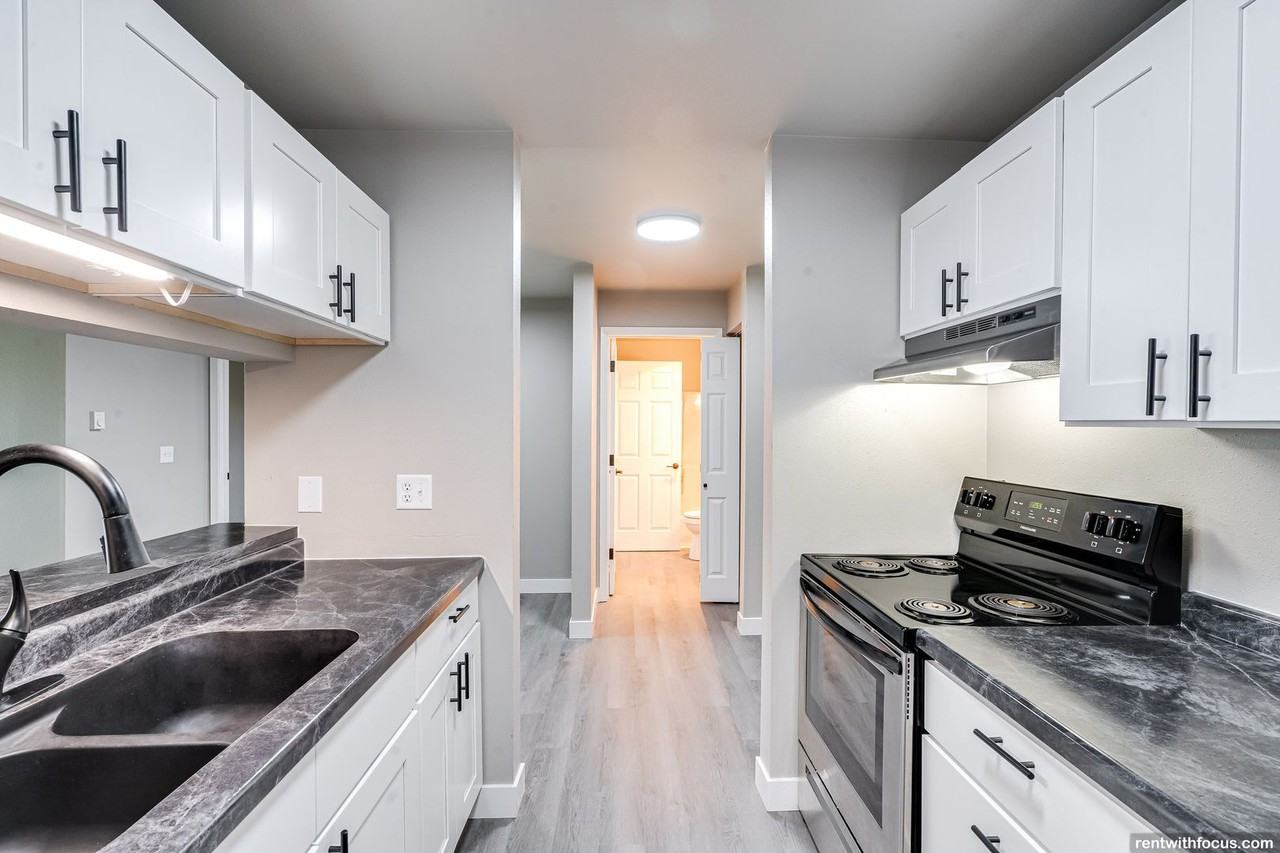 The Edge Community - Photo 4 of 38