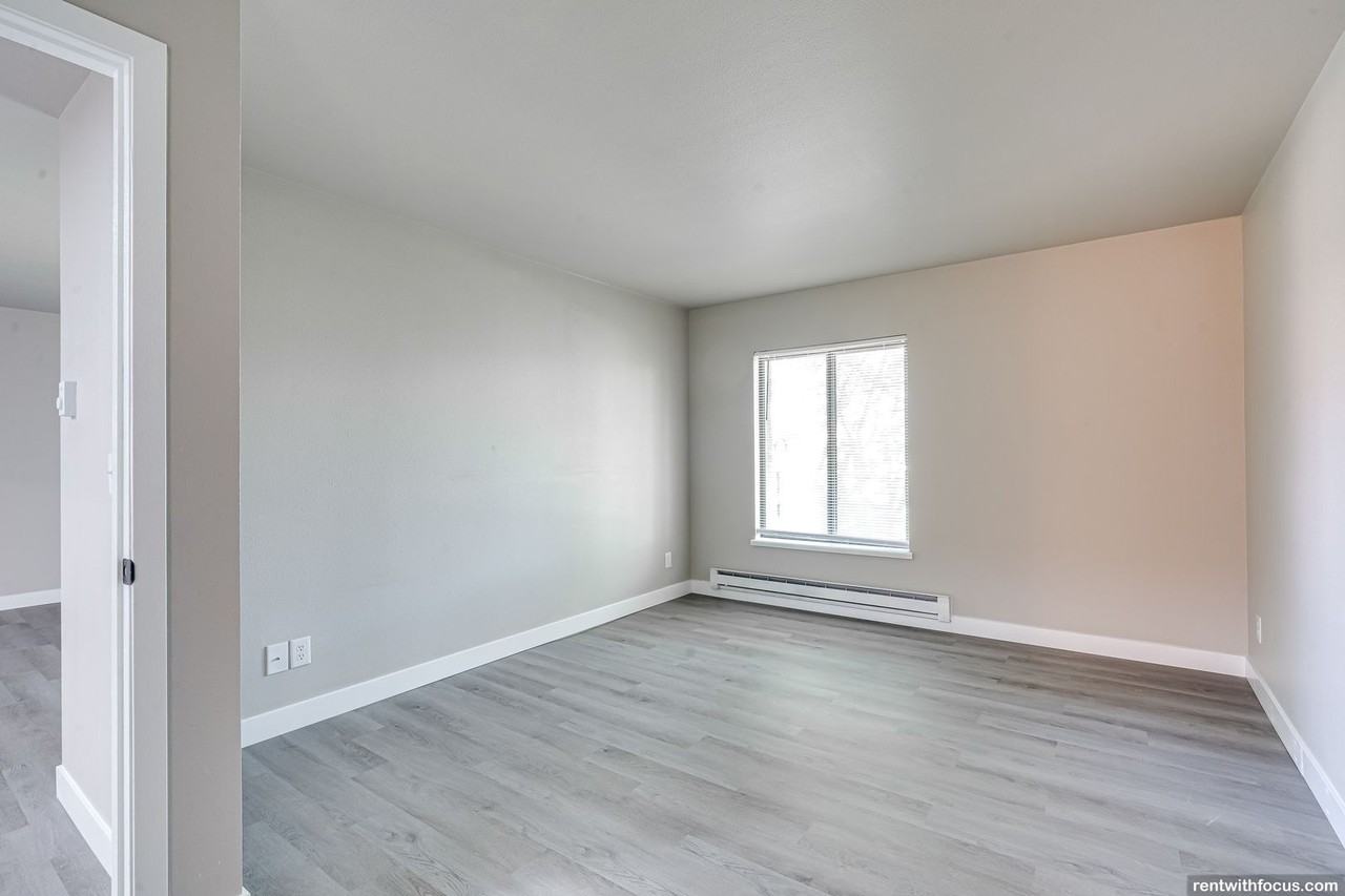 The Edge Community - Photo 6 of 38