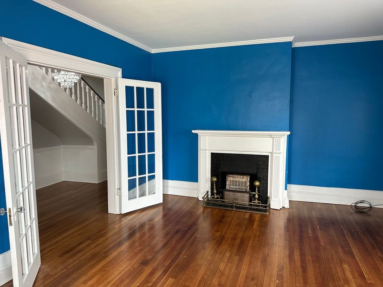 421 E 2nd St - Photo 6 of 31