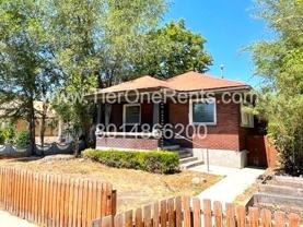 471 E Redondo Ave - Photo 1 of 1