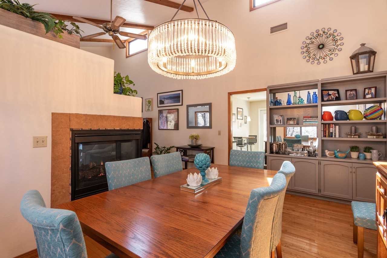 928 Buck Hill Rd - Photo 7 of 32