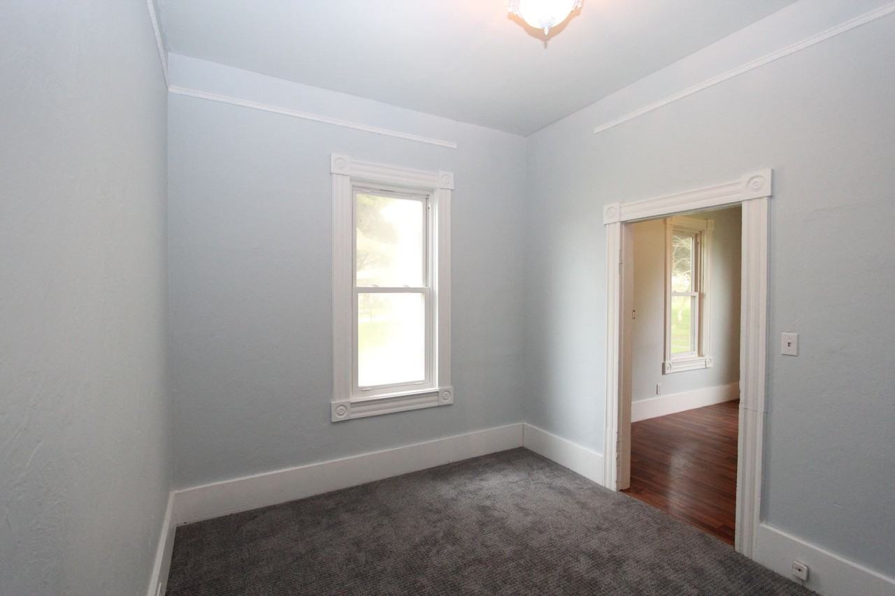 121 Mcbrown Road - Photo 7 of 20