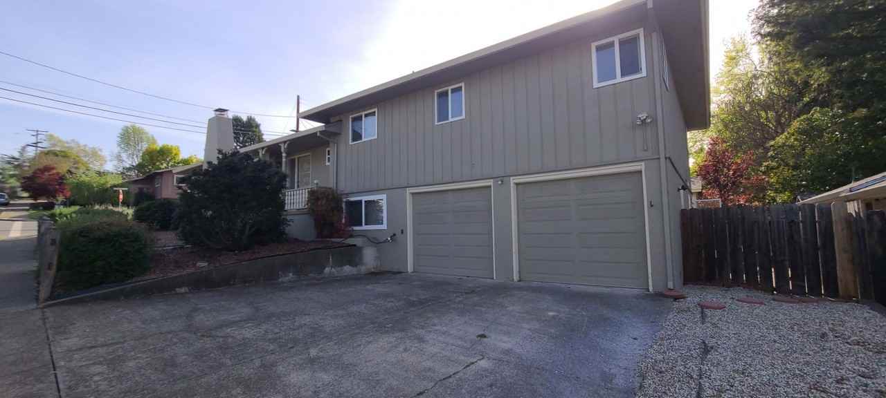 374 Murphy Ave - Photo 3 of 38