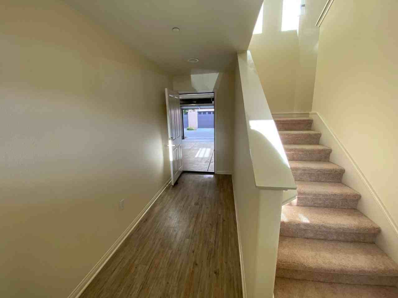 992 Los Angeles Ave #103 - Photo 2 of 30