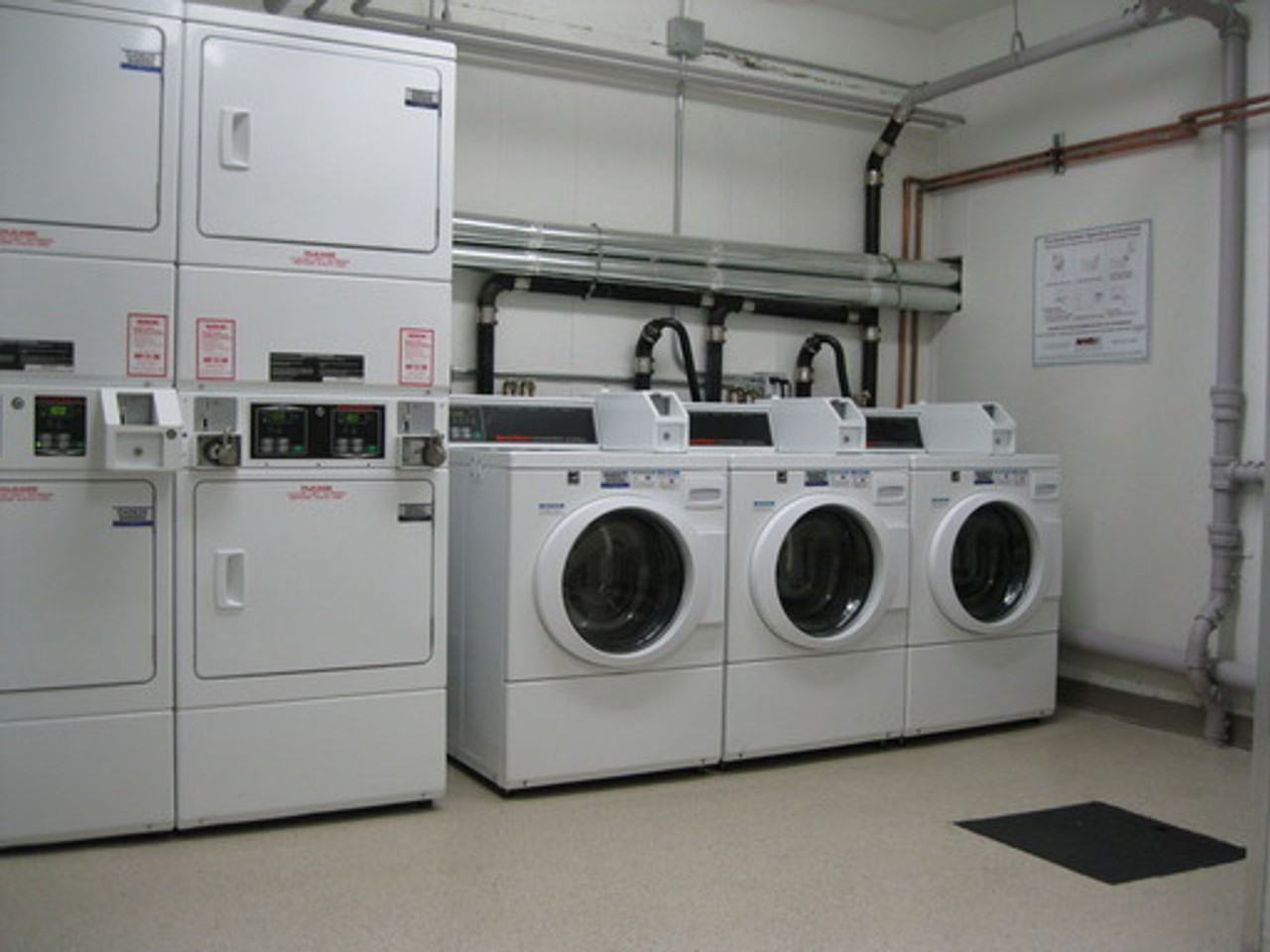 Palm Royal Apartments - Photo 7 of 7