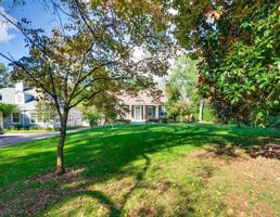 featured image of 226 Woodmont Cir