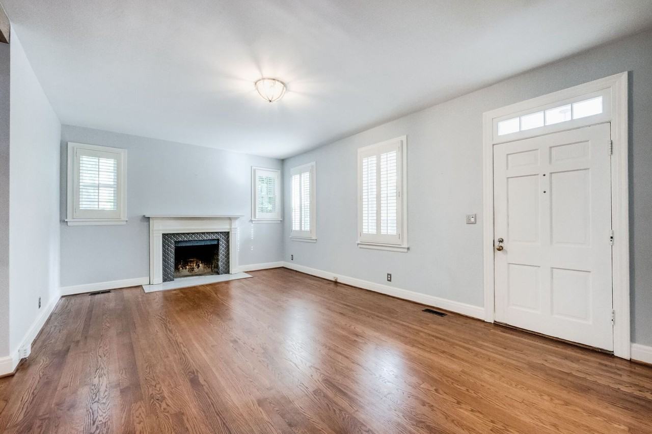 226 Woodmont Cir - Photo 7 of 50