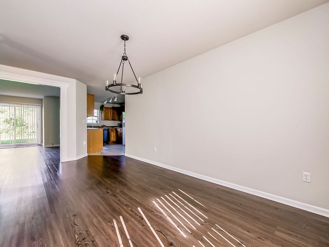 45783 Cagney Dr - Photo 2 of 27