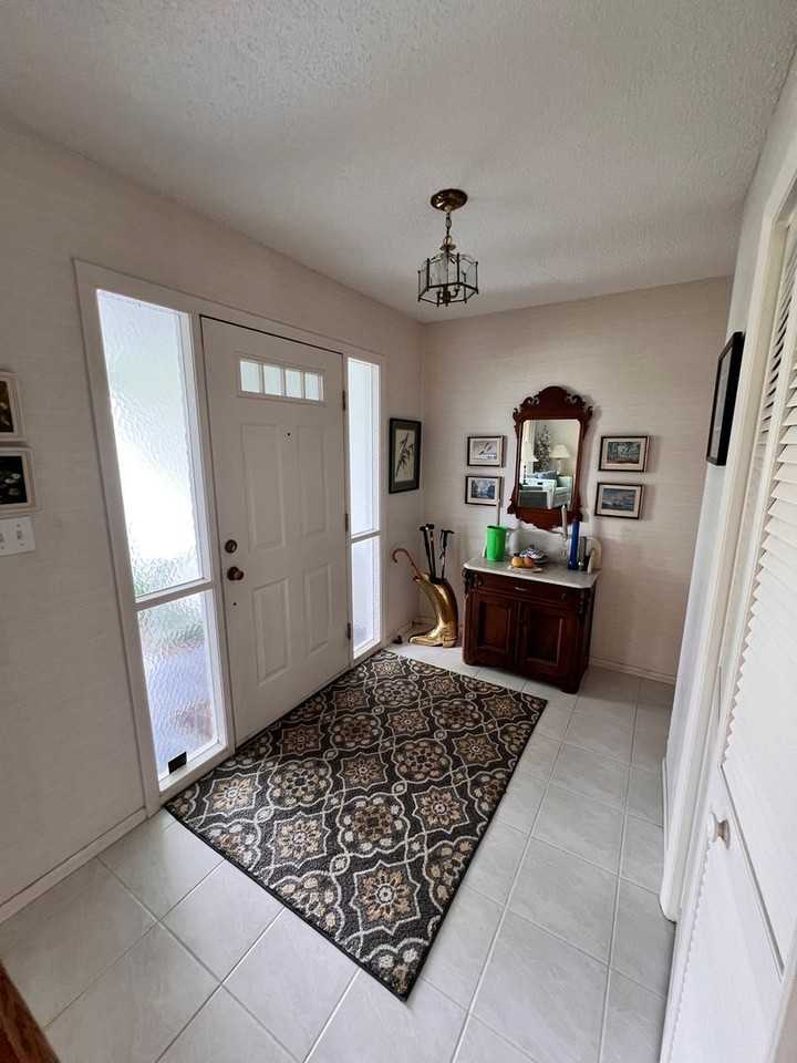 1530 San Marino Ct - Photo 3 of 34