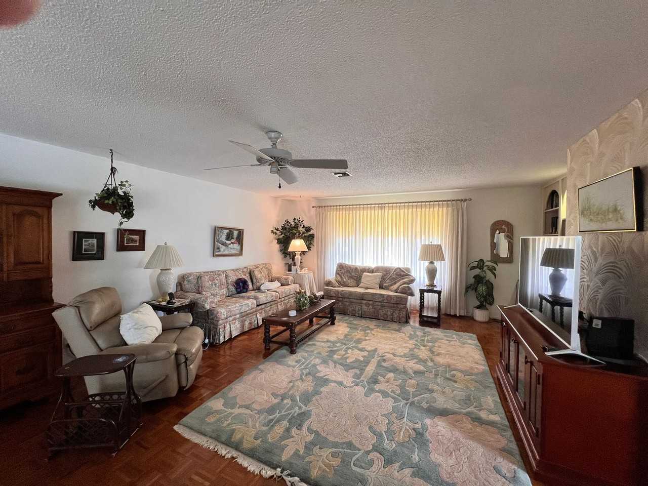 1530 San Marino Ct - Photo 4 of 34