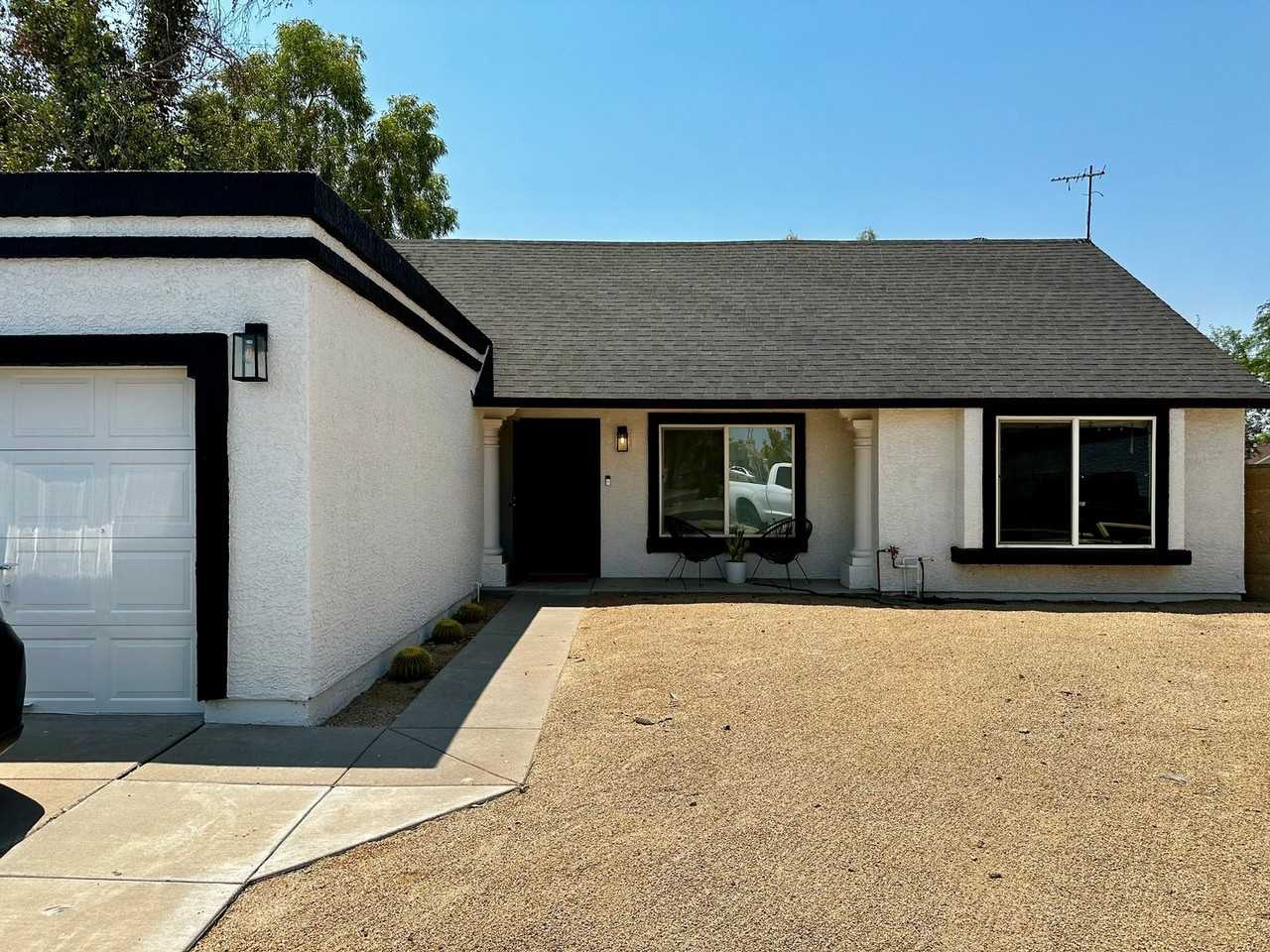 4528 W Kristal Way - Photo 4 of 22