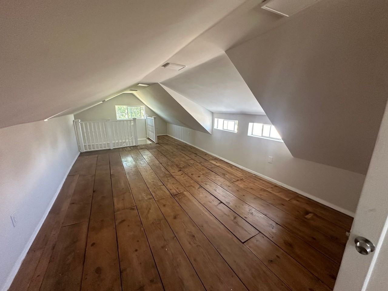 1424 Arno St Se - Photo 7 of 15