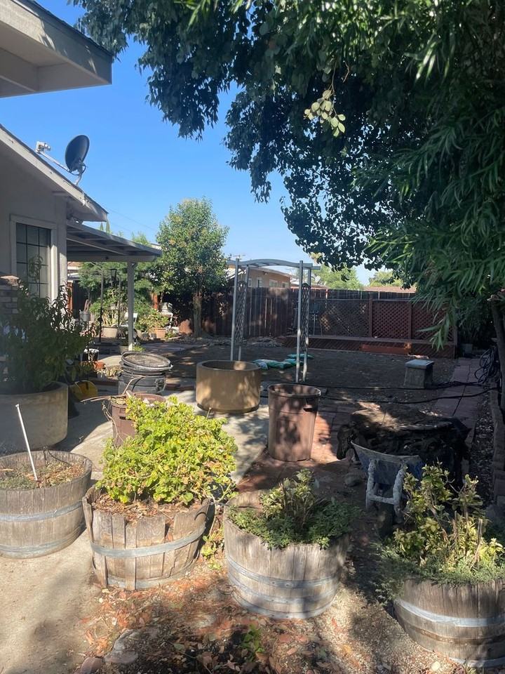 117 E Madill St - Photo 3 of 18