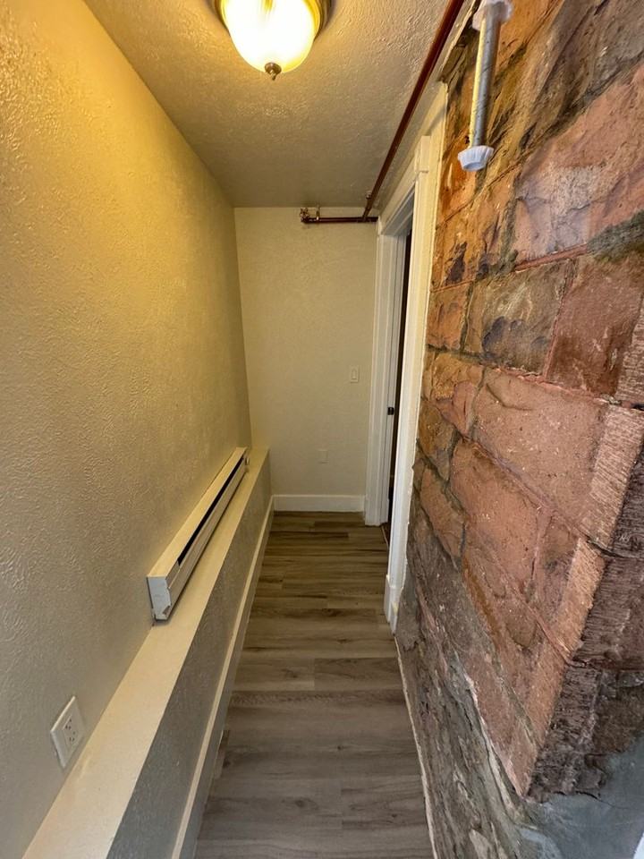 506 N Cascade Ave #B04 - Photo 4 of 10