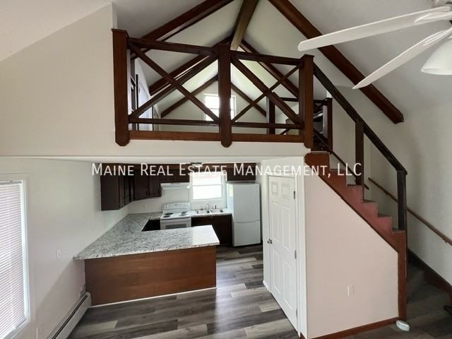 312 Main Rd N #A - Photo 3 of 12