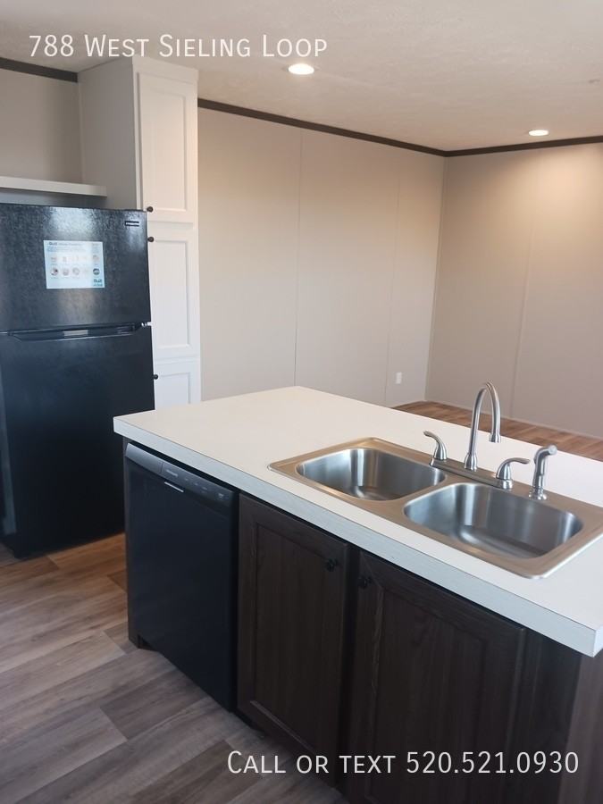 788 W Sieling Loop - Photo 3 of 21