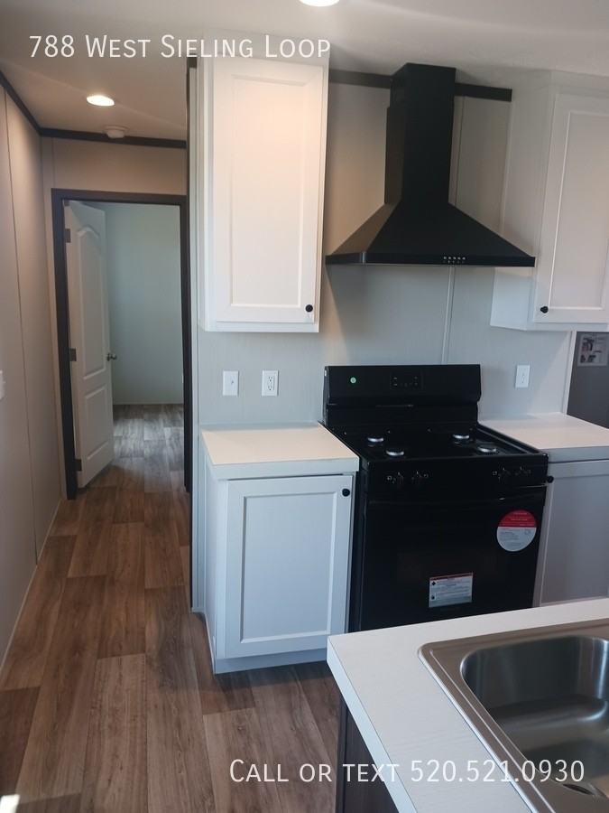 788 W Sieling Loop - Photo 2 of 21