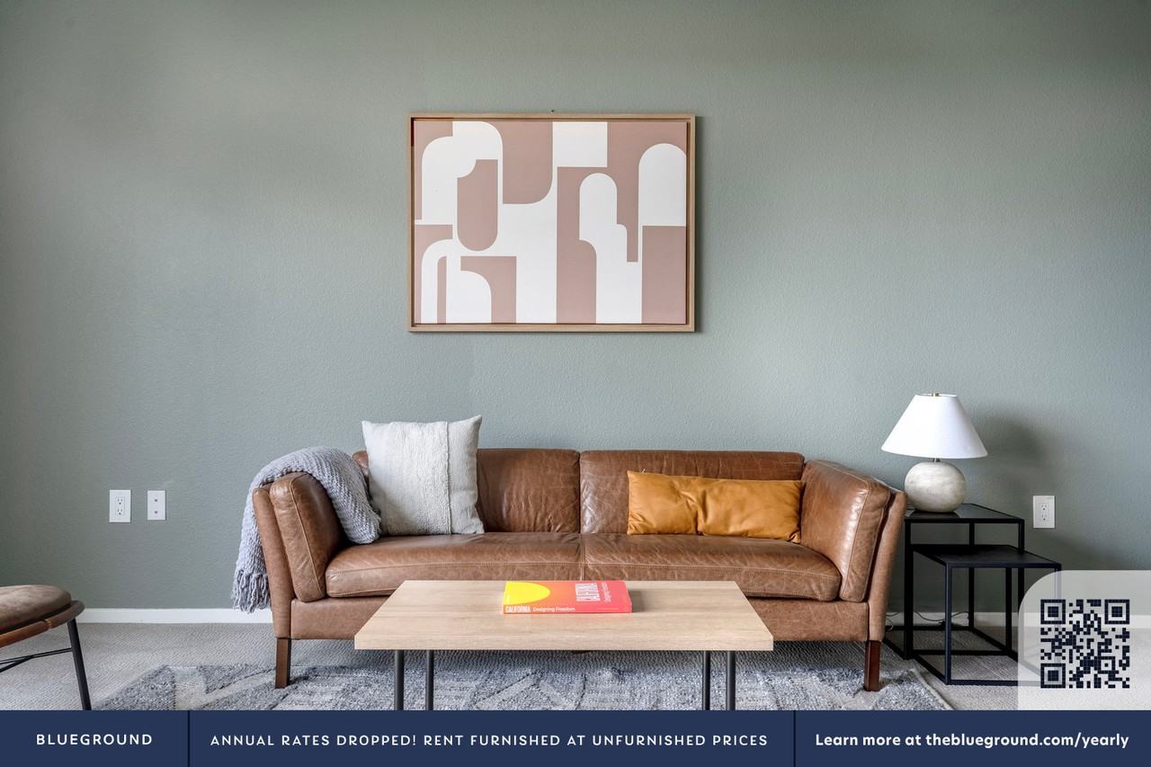 367 Santana Row - Photo 4 of 34