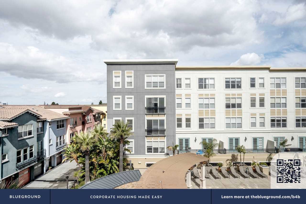 367 Santana Row - Photo 6 of 34