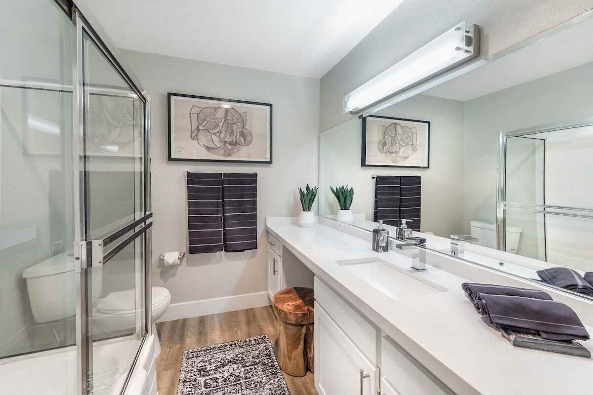 Plaza at Sherman Oaks - Photo 3 of 36