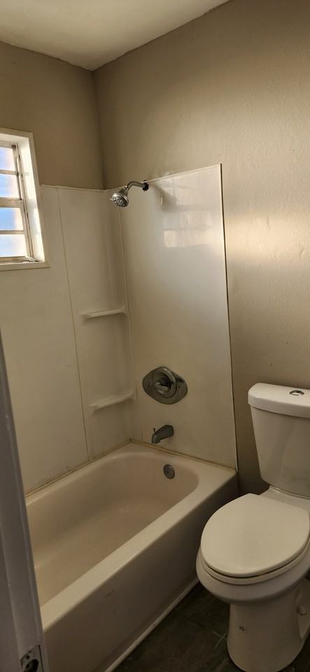 2817 Wakulla Ave #2817 - Photo 2 of 11