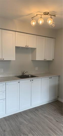 804 Wellington St #8 - Photo 3 of 14