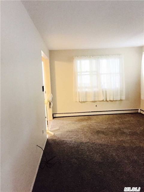 8 Roberts Rd - Photo 3 of 13