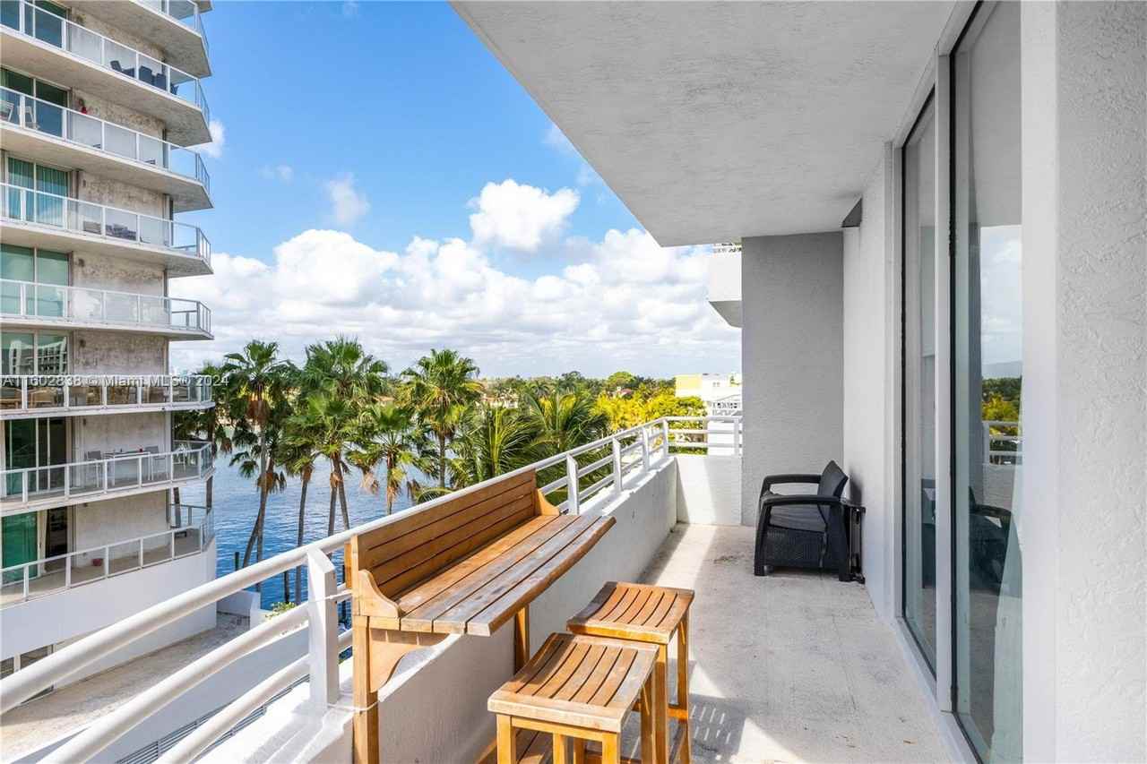 Indian Creek Dr, Miami Beach, FL 33141 3 Bedroom Apartment for Rent