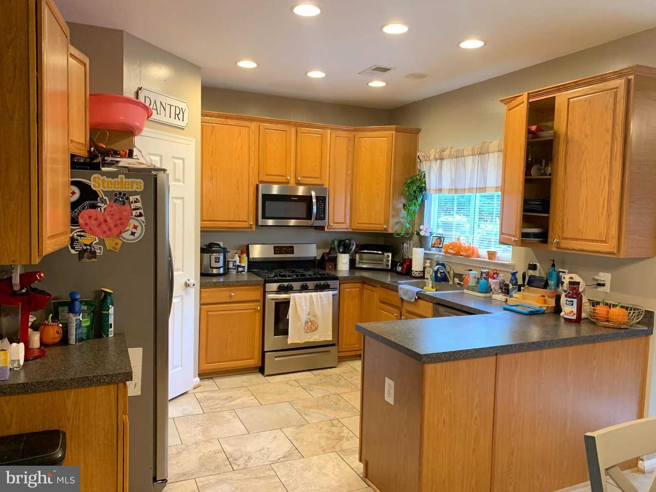 1033 Lake Pelham Dr - Photo 2 of 11