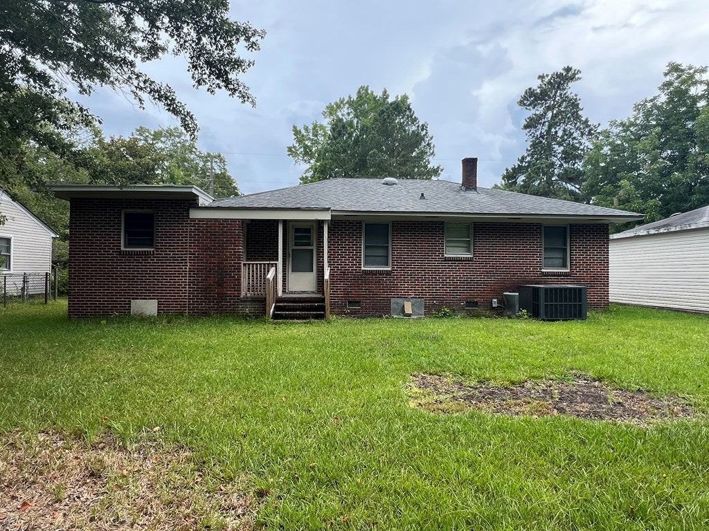 62 Lemmon St - Photo 2 of 27