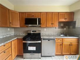 1002 Merrywood Dr  