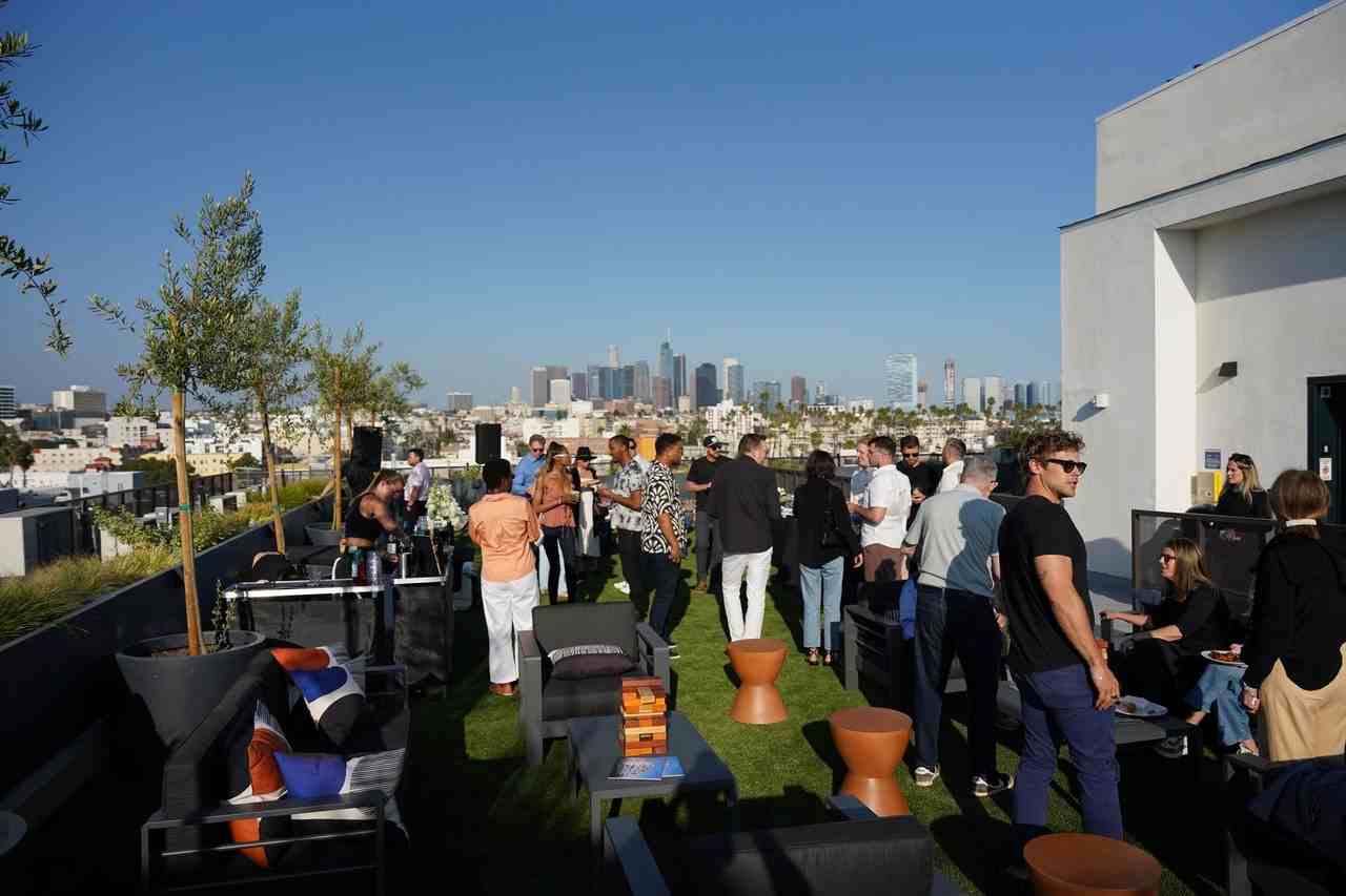 Kanvas - Photo 3 of 50