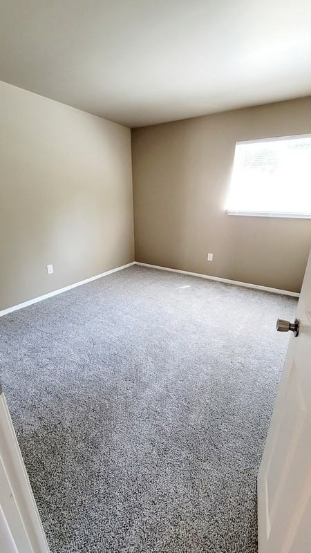1245 Nelson St #D - Photo 6 of 22