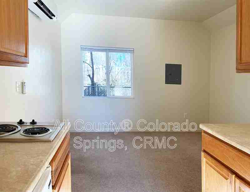 510 E Cache La Poudre St - Photo 3 of 11