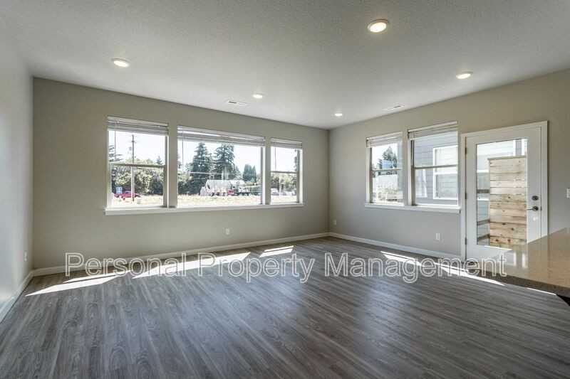 8711 Ne 43rd Pl - Photo 2 of 16