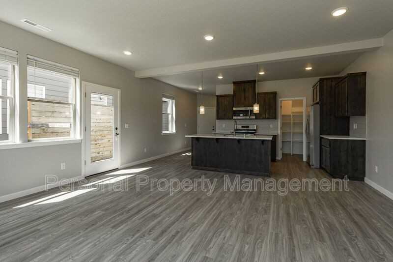 8711 Ne 43rd Pl - Photo 3 of 16
