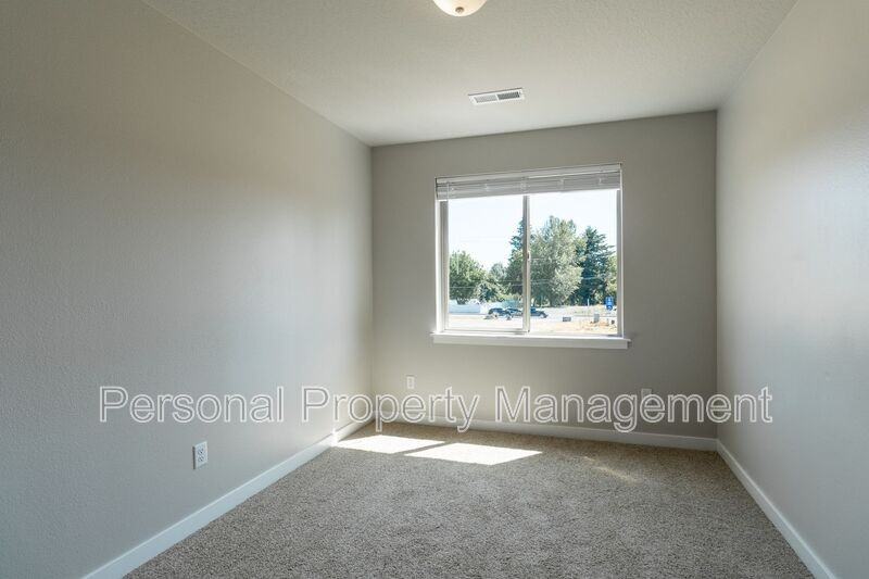 8711 Ne 43rd Pl - Photo 7 of 16