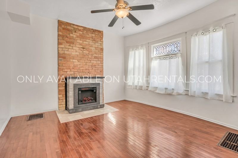 744 S Roberta St - Photo 6 of 18