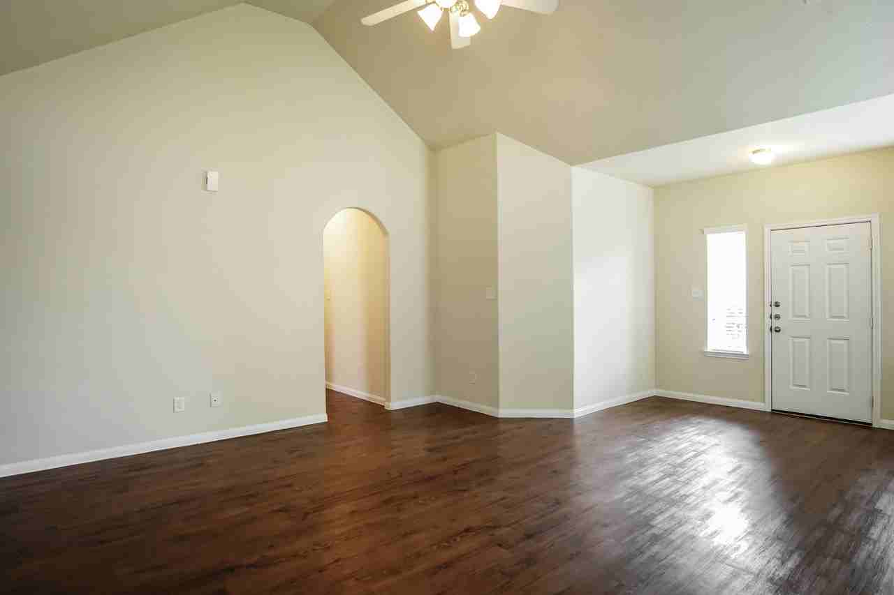 9730 Caprice Ct - Photo 3 of 13