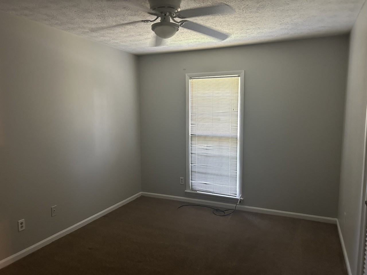 1810 Spring Valley Dr - Photo 6 of 14