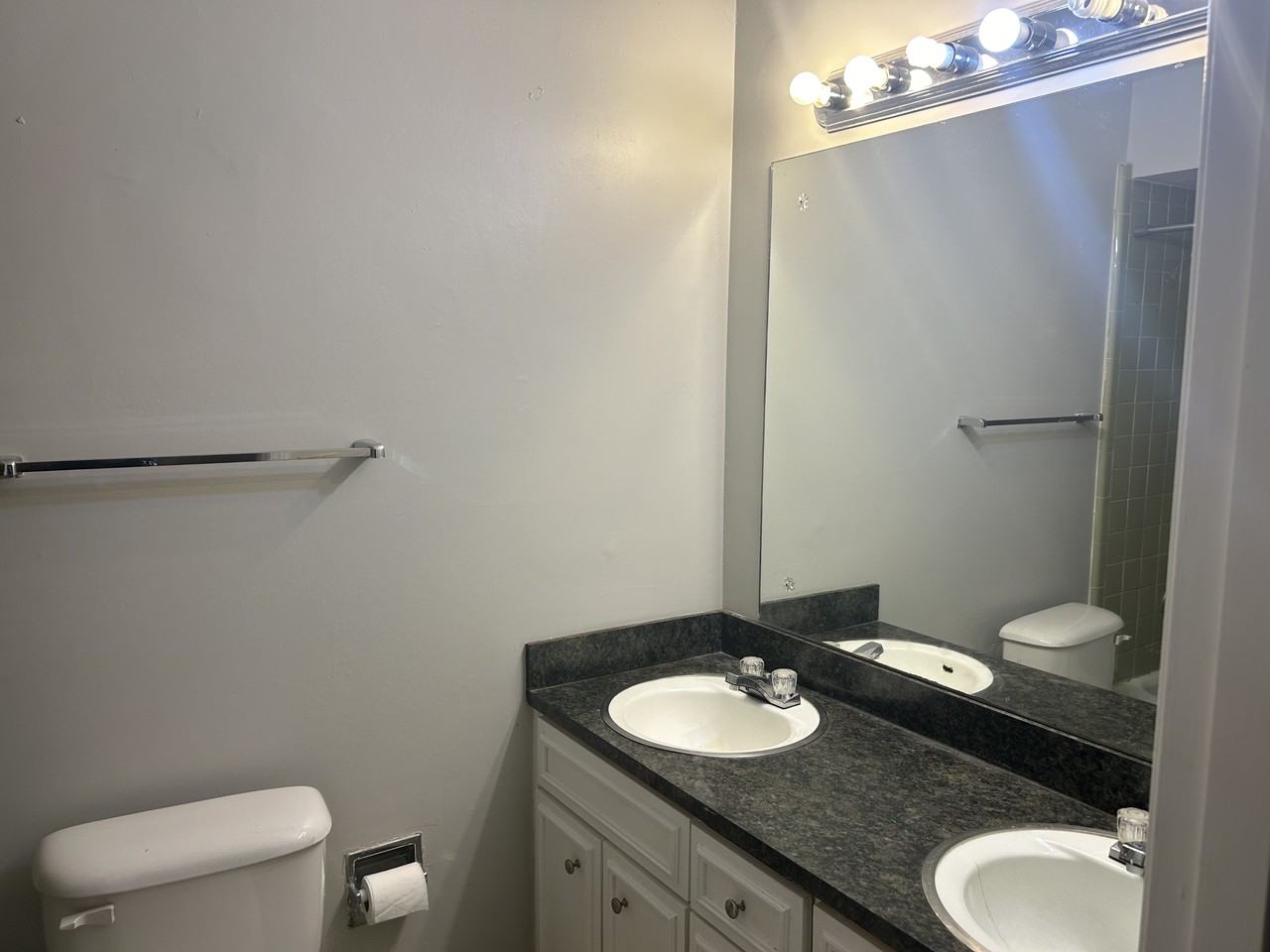 1810 Spring Valley Dr - Photo 7 of 14